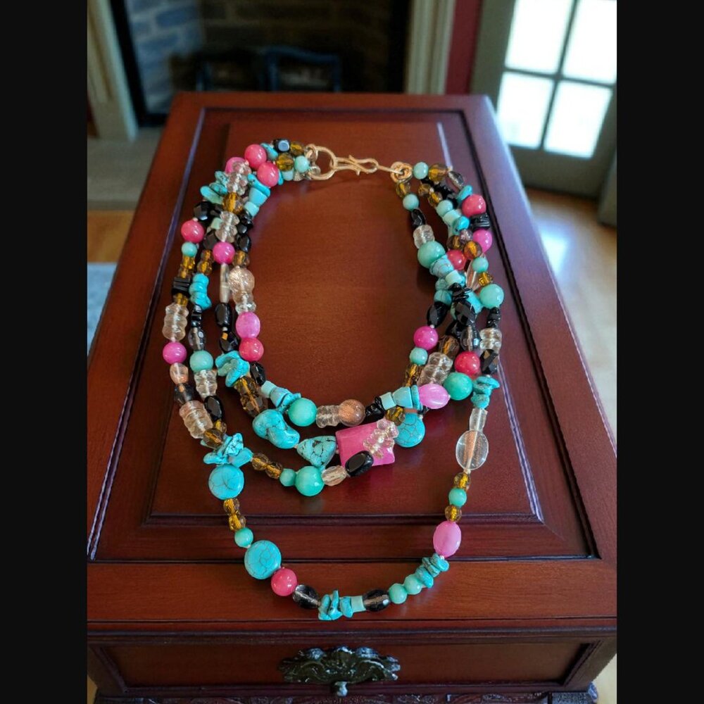 Stella And Dot Gold Tone 4 Strand Natural Stone And Glass Bead Necklace 18.75"